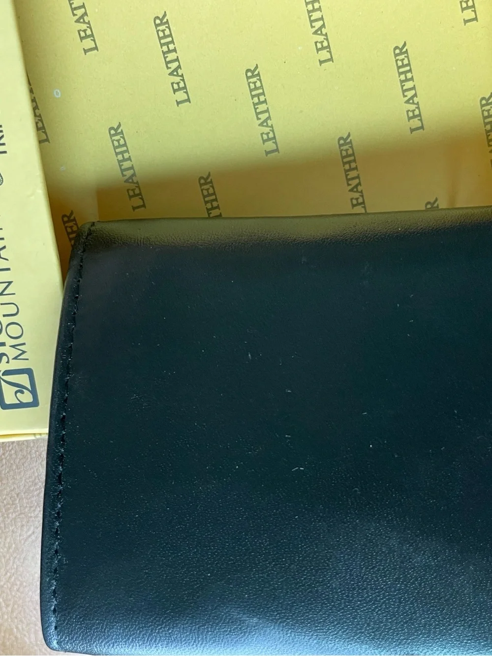 New Stone Mountain Men's Leather Wallet - Trifold - RFID Protection - Black NWT